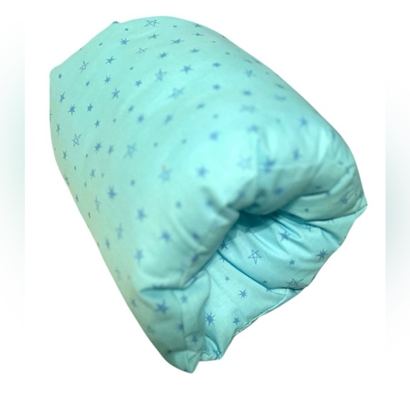 NIB - The Nursie Arm Pillow “Shooting Stars” Breastfeeding Nursing Pillow - Picture 2 of 6